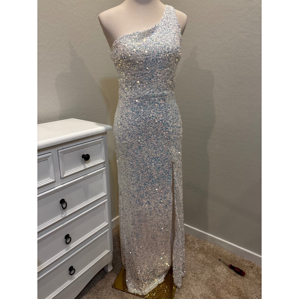 Windsor White Iridescent Sequin One Shoulder Maxi Dress W2BRW070E Med